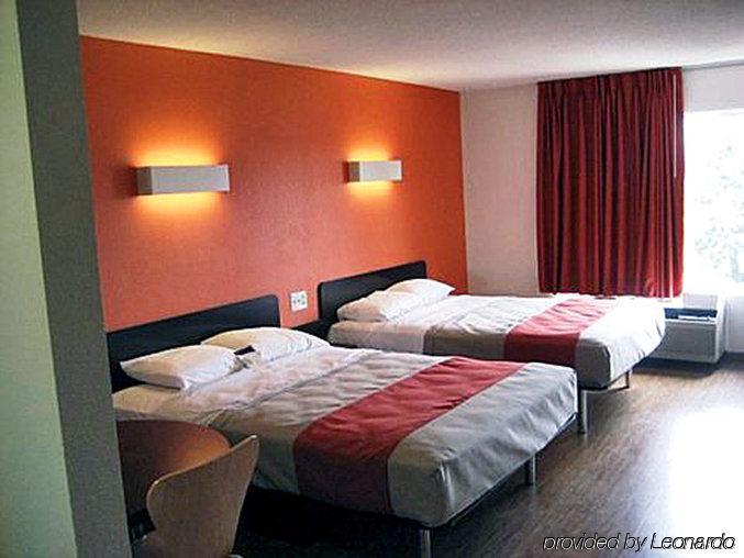 Motel 6 Normal Εξωτερικό φωτογραφία